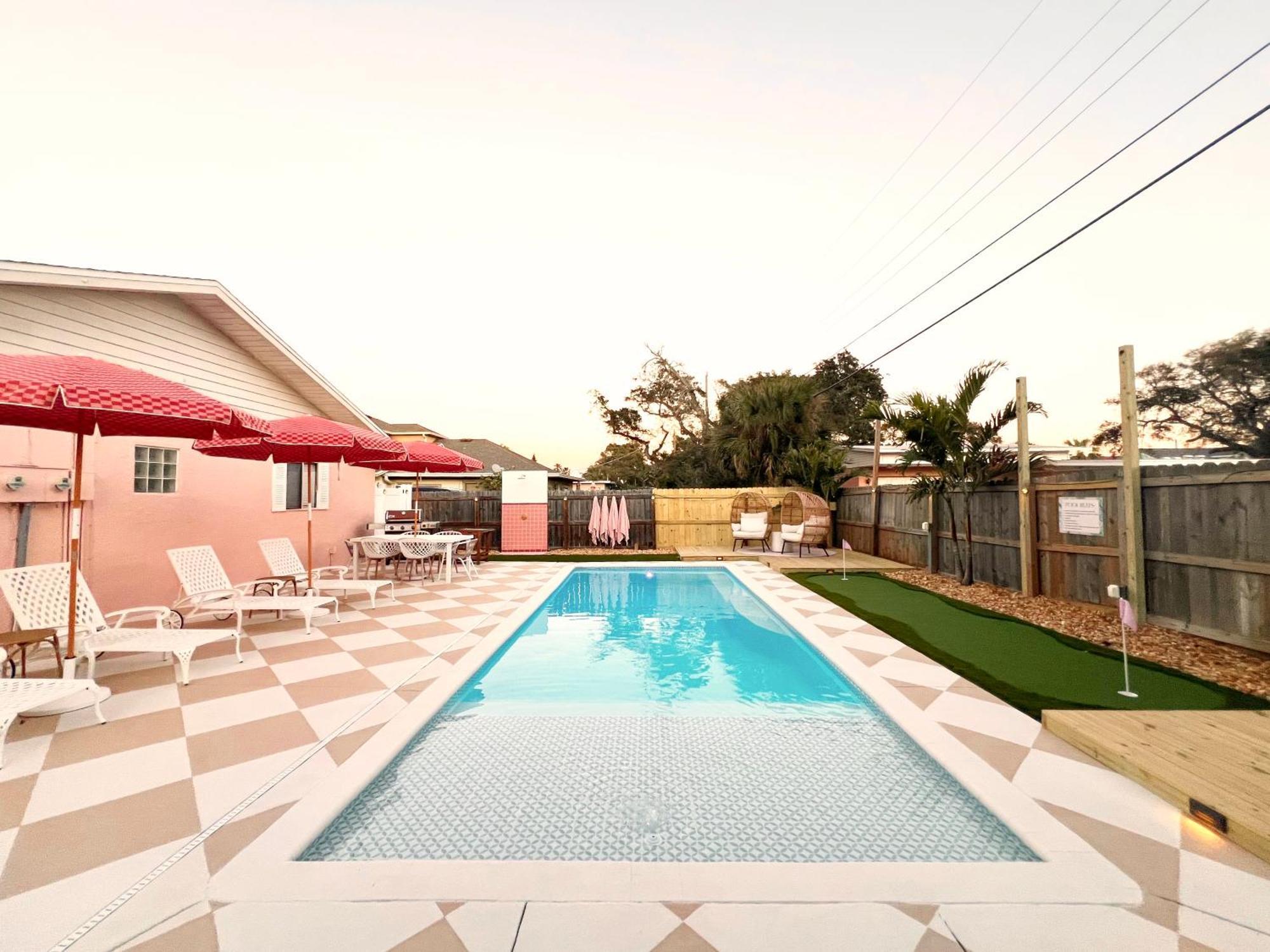Luxury Villa 3 Blocks From The Beach With Pool A Fire Pit And Outdoor Oasis Cape Canaveral Eksteriør bilde